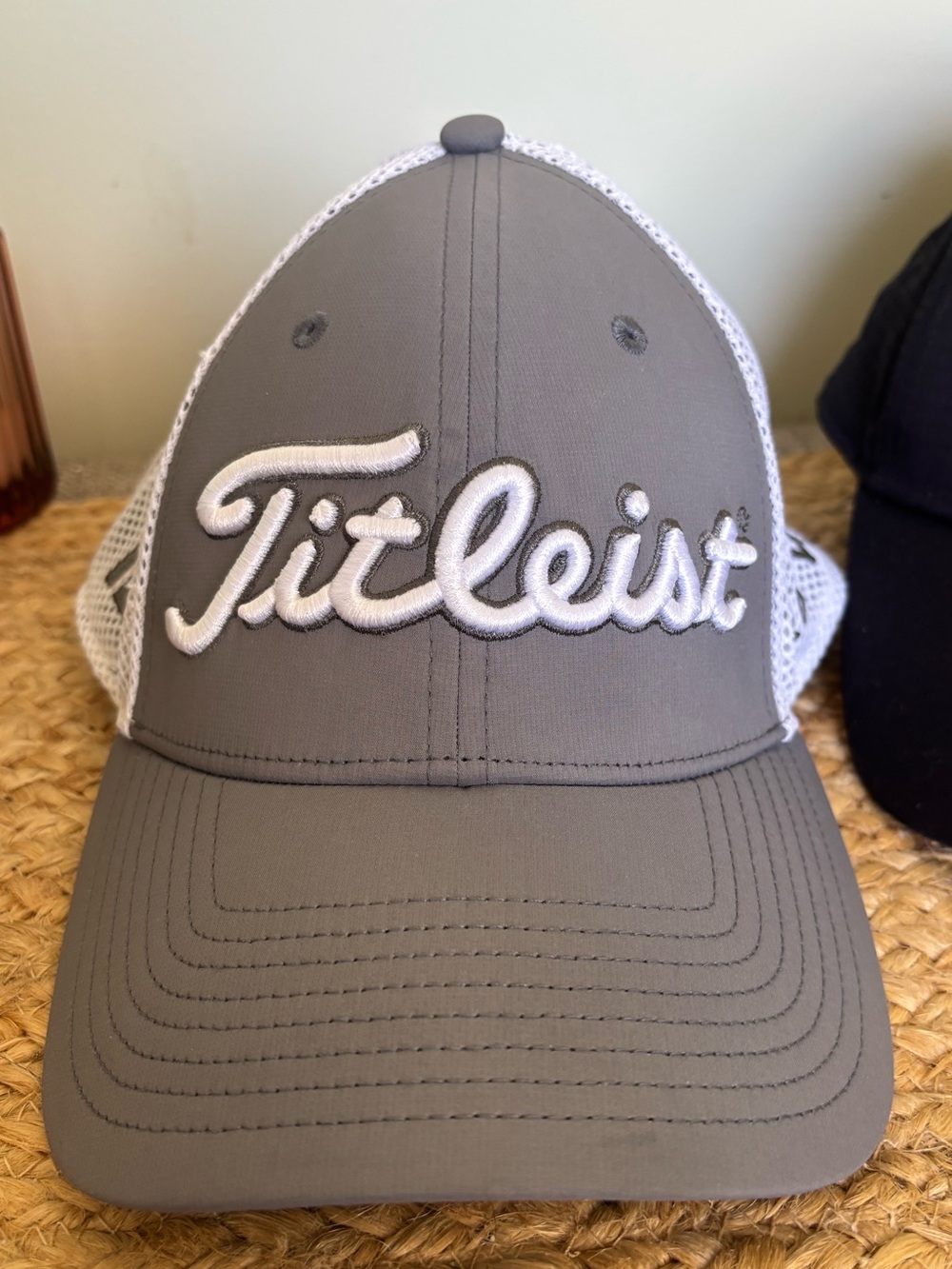 Titleist Gray and White Mesh Trucker Hat Golf Gear NWOT